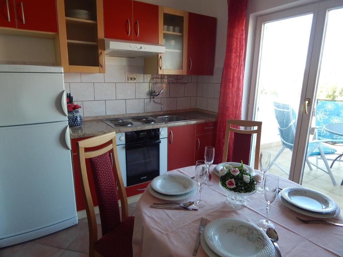 Apartmani Lana Brodarica  Exterior photo