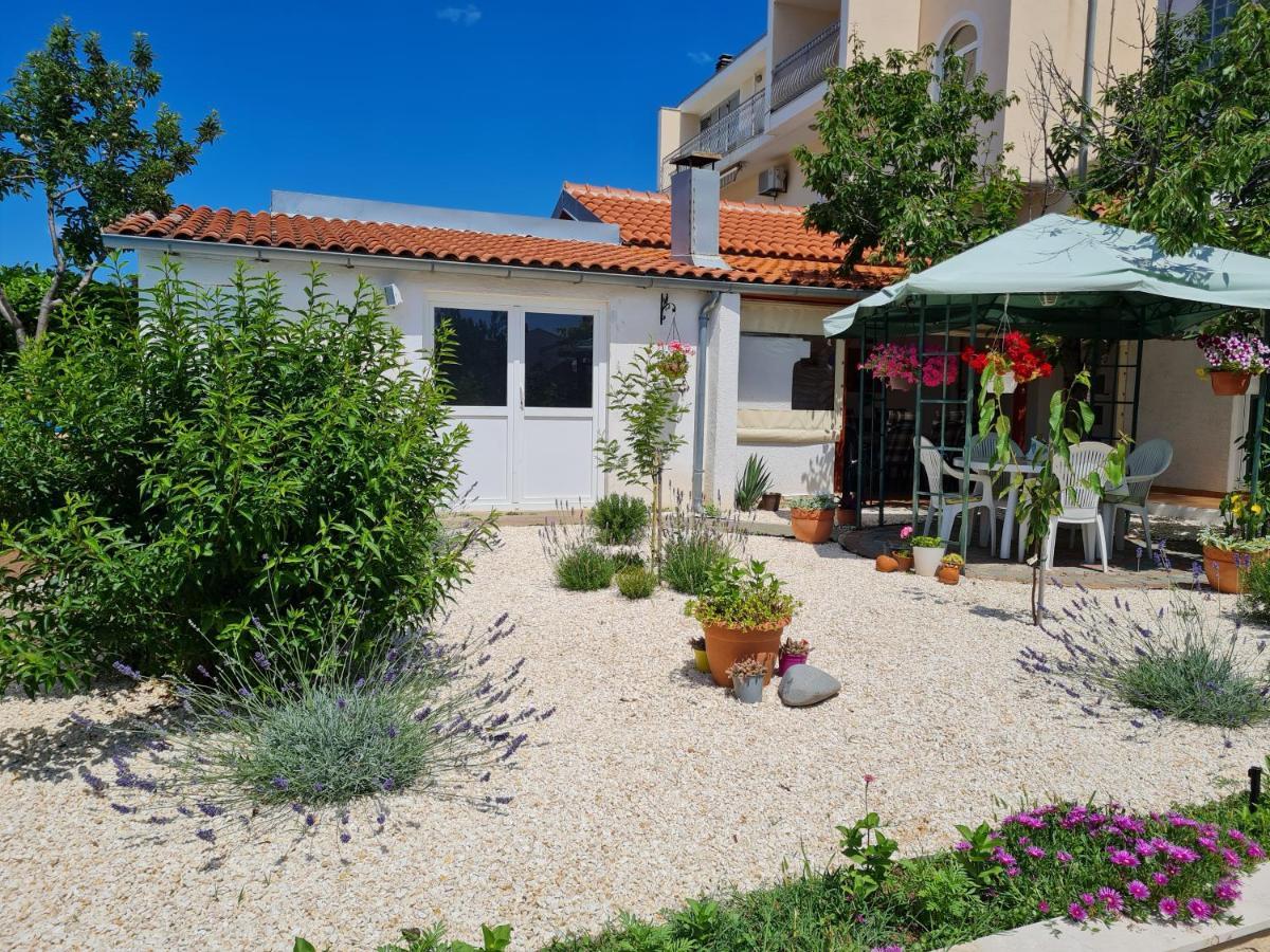 Apartmani Lana Brodarica  Exterior photo